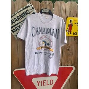 Vintage 90s Canadian outfitters Wilderness Vancouver Canada Tshirt Size L